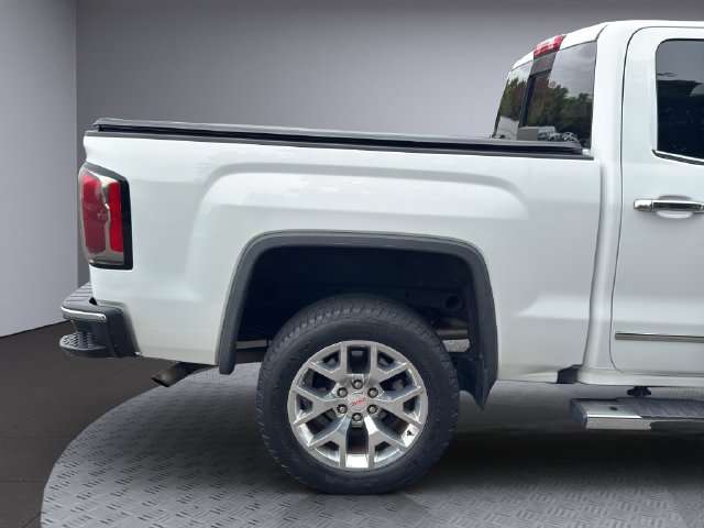 Used 2018 GMC Sierra 1500 SLT w/ SLT Premium Package AWD/4WD image 28