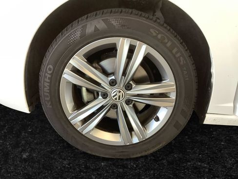 Used 2019 Volkswagen Jetta R-Line image 27