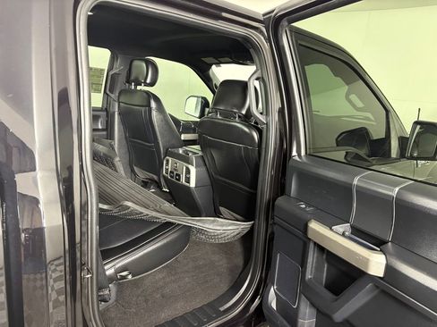 Used 2020 Ford F150 Lariat w/ Equipment Group 502A Luxury AWD/4WD image 31