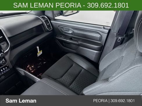 New 2026 RAM 1500 Express AWD/4WD image 21