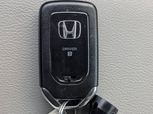 Used 2020 Honda CR-V EX-L image 31