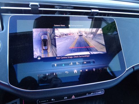 Used 2025 Mercedes-Benz E 450 4MATIC All-Terrain Wagon image 13