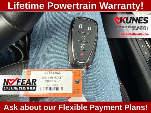 Used 2023 Chevrolet Equinox Premier AWD/4WD image 30