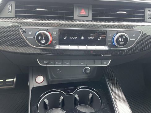 Used 2022 Audi S5 Premium image 33
