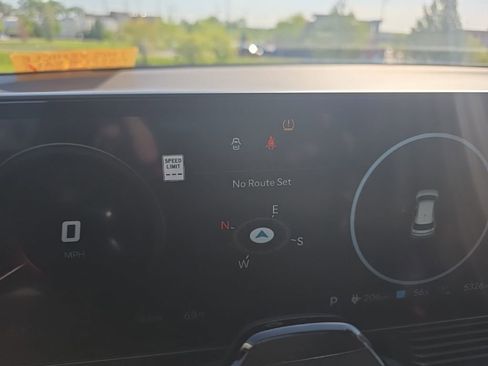Used 2025 Hyundai Ioniq 5 SEL RWD image 13