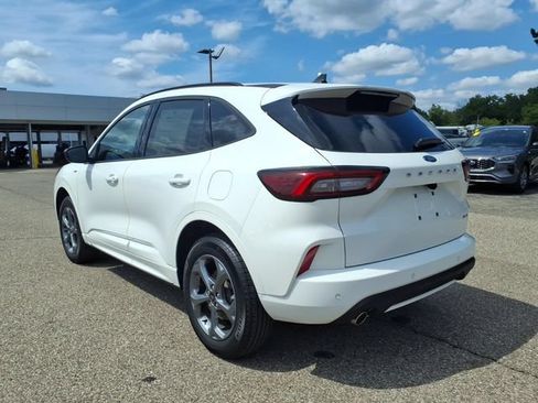 Certified 2024 Ford Escape ST-Line w/ Tech Pack #1 AWD/4WD image 5