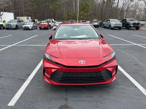 New 2026 Toyota Camry LE image 2