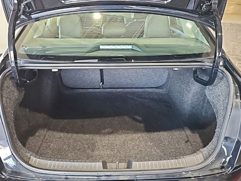 Used 2024 Volkswagen Jetta SE image 17