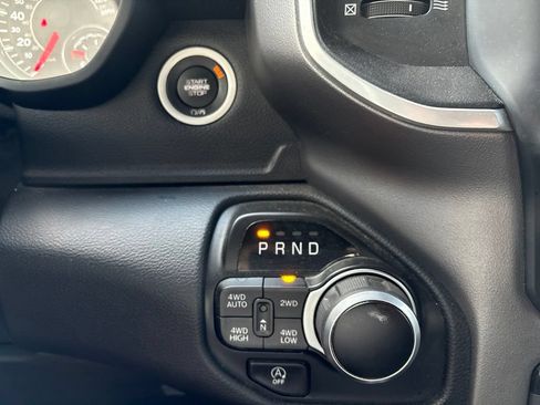 Used 2022 RAM 1500 Big Horn AWD/4WD image 28