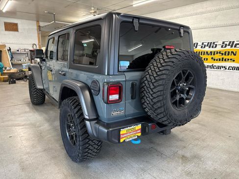 Used 2024 Jeep Wrangler Unlimited AWD/4WD image 89