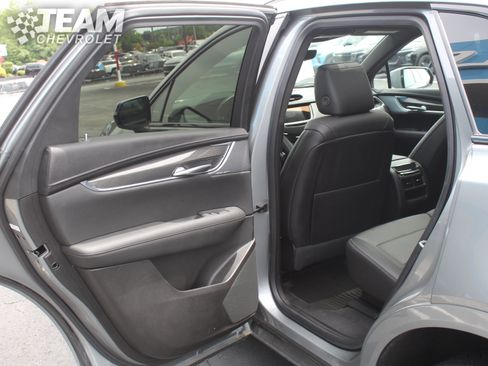 Used 2024 Cadillac XT5 Sportv w/ Technology Package AWD/4WD image 21