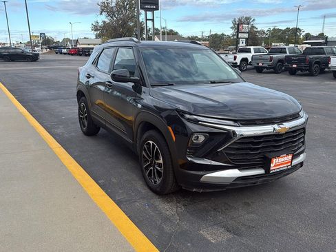 Used 2025 Chevrolet TrailBlazer LT image 7