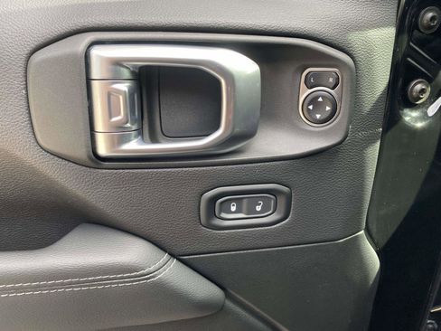 Used 2023 Jeep Wrangler Sahara w/ Cold Weather Group image 16