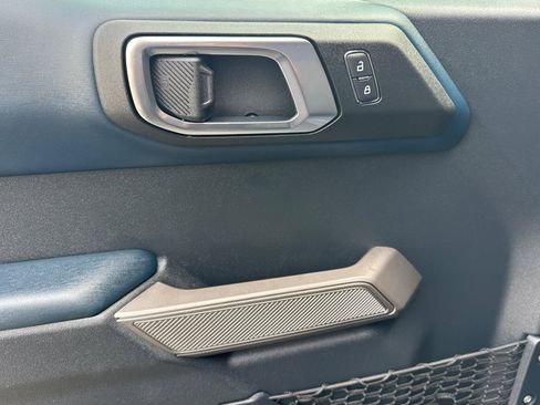 Used 2021 Ford Bronco Outer Banks image 15