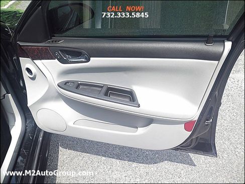 Used 2014 Chevrolet Impala LT w/ LT Sunroof Package image 19