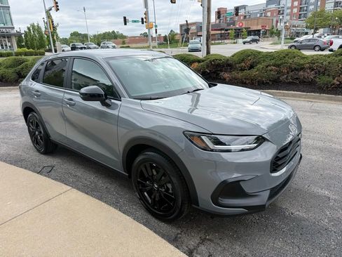 New 2026 Honda HR-V Sport image 4