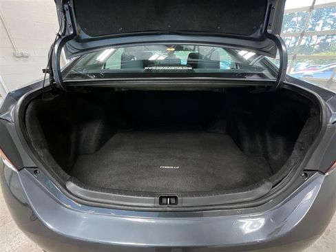 Used 2019 Toyota Corolla LE FWD image 21