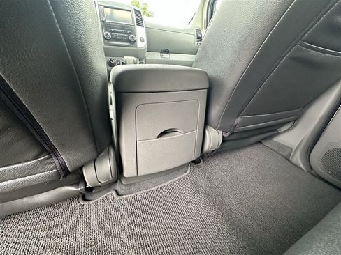 Used 2019 Nissan Frontier SV AWD/4WD image 35