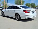 Used 2020 Honda Accord Touring image 3