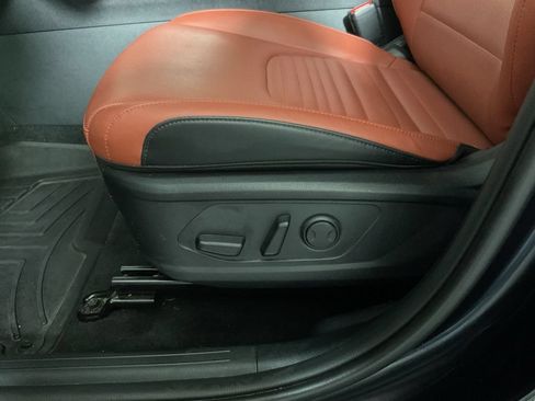 Used 2025 Kia Sportage SX AWD/4WD image 23