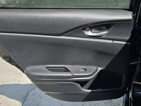 Used 2020 Honda Civic Sport image 31