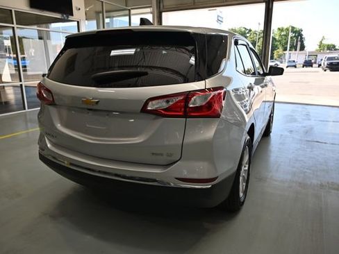 Used 2021 Chevrolet Equinox LT AWD/4WD image 5