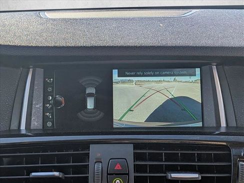 Used 2017 BMW X3 sDrive28i image 13