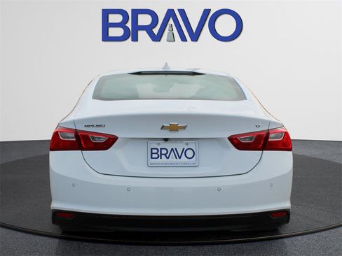 Used 2024 Chevrolet Malibu LT image 8