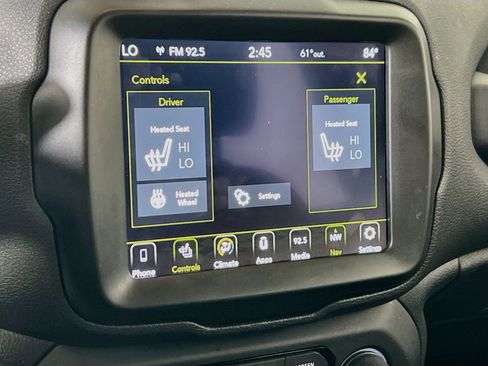 Used 2022 Jeep Renegade Latitude w/ Convenience Group AWD/4WD image 20