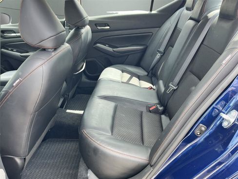 Used 2024 Nissan Altima 2.5 SR FWD image 17