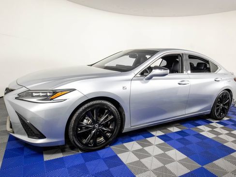 Used 2023 Lexus ES 350 F Sport w/ Accessory Package (Z2) FWD image 2