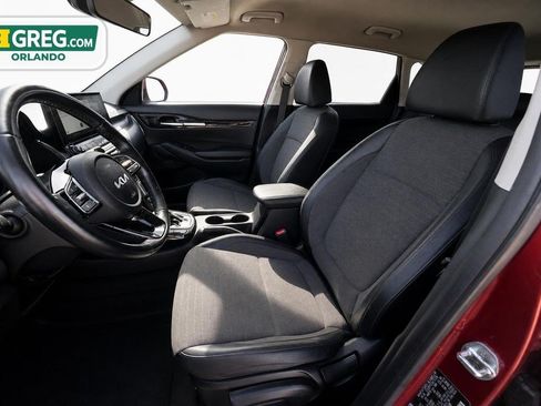 Used 2022 Kia Seltos S FWD image 10