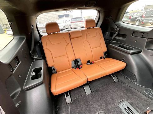 Used 2023 Kia Telluride SX Prestige X-Pro AWD/4WD image 28