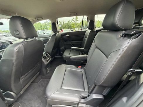 Used 2019 Volkswagen Atlas SE FWD image 11