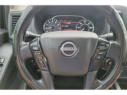 Used 2022 Nissan Frontier S w/ Technology Package AWD/4WD image 11
