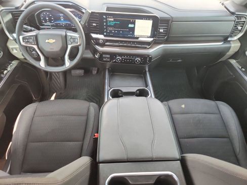 Used 2024 Chevrolet Silverado 2500 LT AWD/4WD image 19