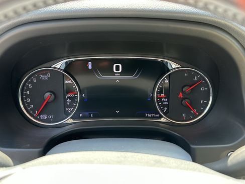 Used 2022 GMC Acadia Denali w/ Denali Technology Package FWD image 25