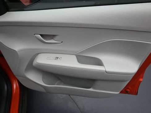 Used 2024 Hyundai Kona SEL FWD image 32