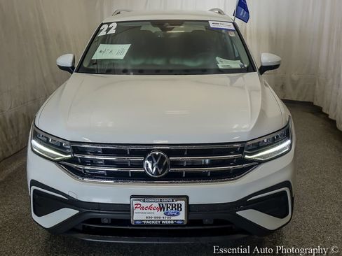 Used 2022 Volkswagen Tiguan SE AWD/4WD image 5