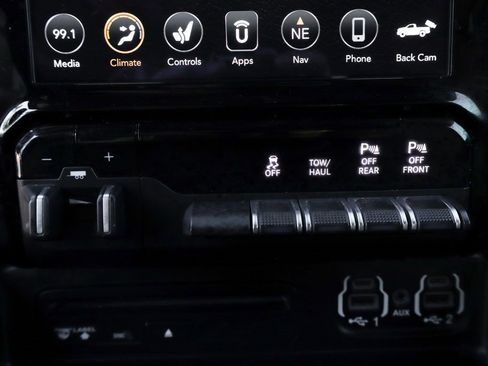 Used 2019 RAM 1500 Limited image 38