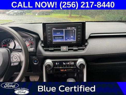 Used 2021 Toyota RAV4 XLE FWD image 13