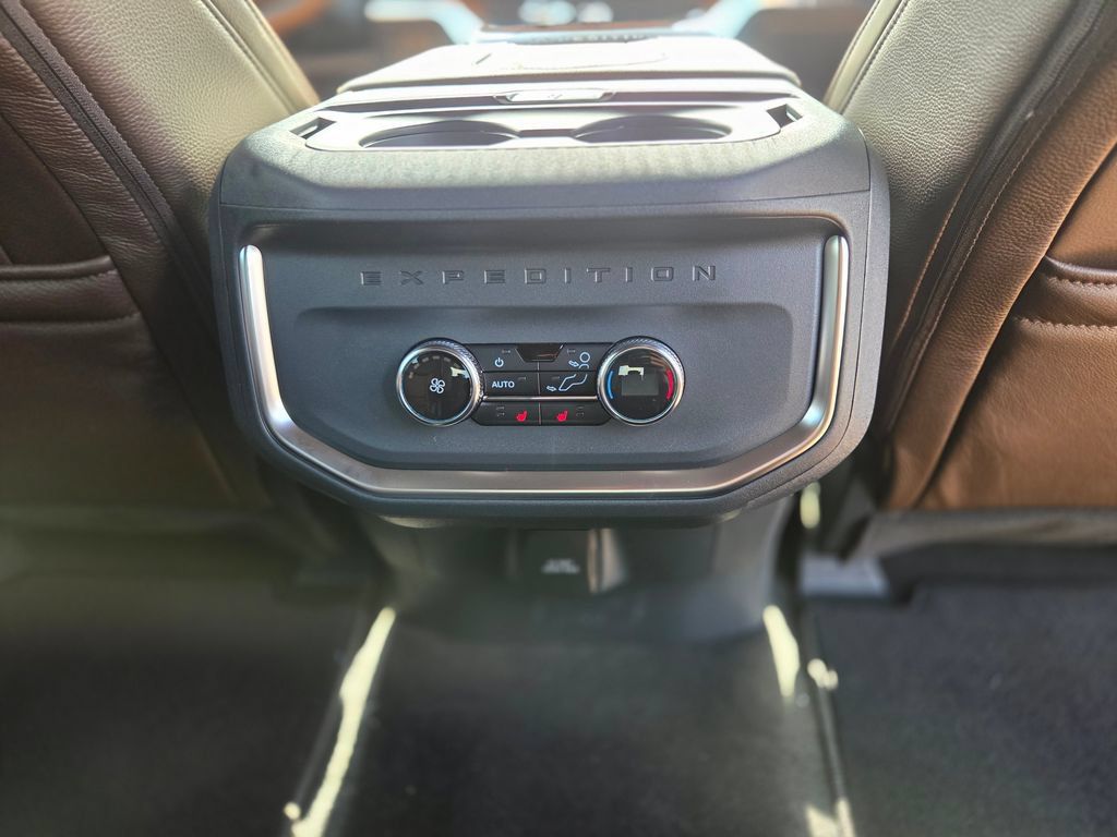 New 2027 Ford Expedition King Ranch AWD/4WD image 13