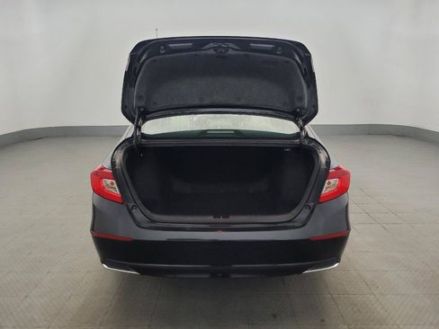 Used 2018 Honda Accord LX image 29
