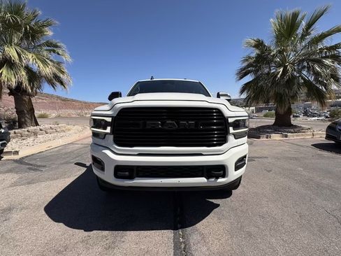 Used 2022 RAM 2500 Laramie AWD/4WD image 8