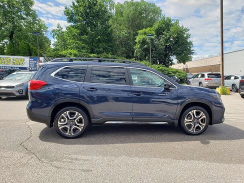 Used 2024 Subaru Ascent Limited w/ Technology Package AWD/4WD image 4