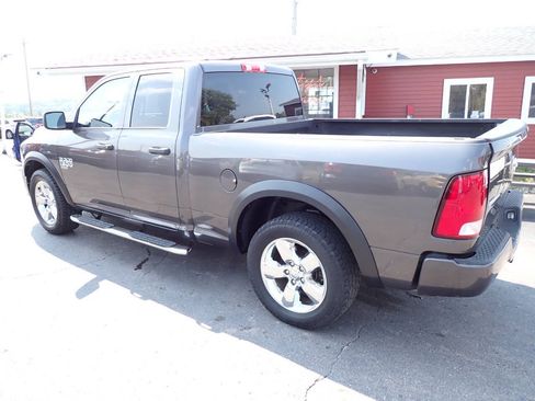 Used 2019 RAM 1500 Express w/ Express Value Package AWD/4WD image 4