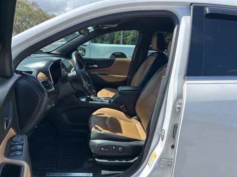 Used 2018 Chevrolet Equinox Premier image 16