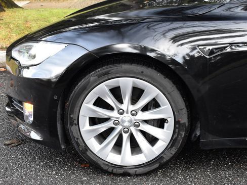 Used 2018 Tesla Model S 75D image 14