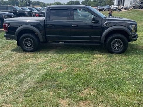 Used 2020 Ford F150 Raptor w/ Equipment Group 802A Luxury image 4