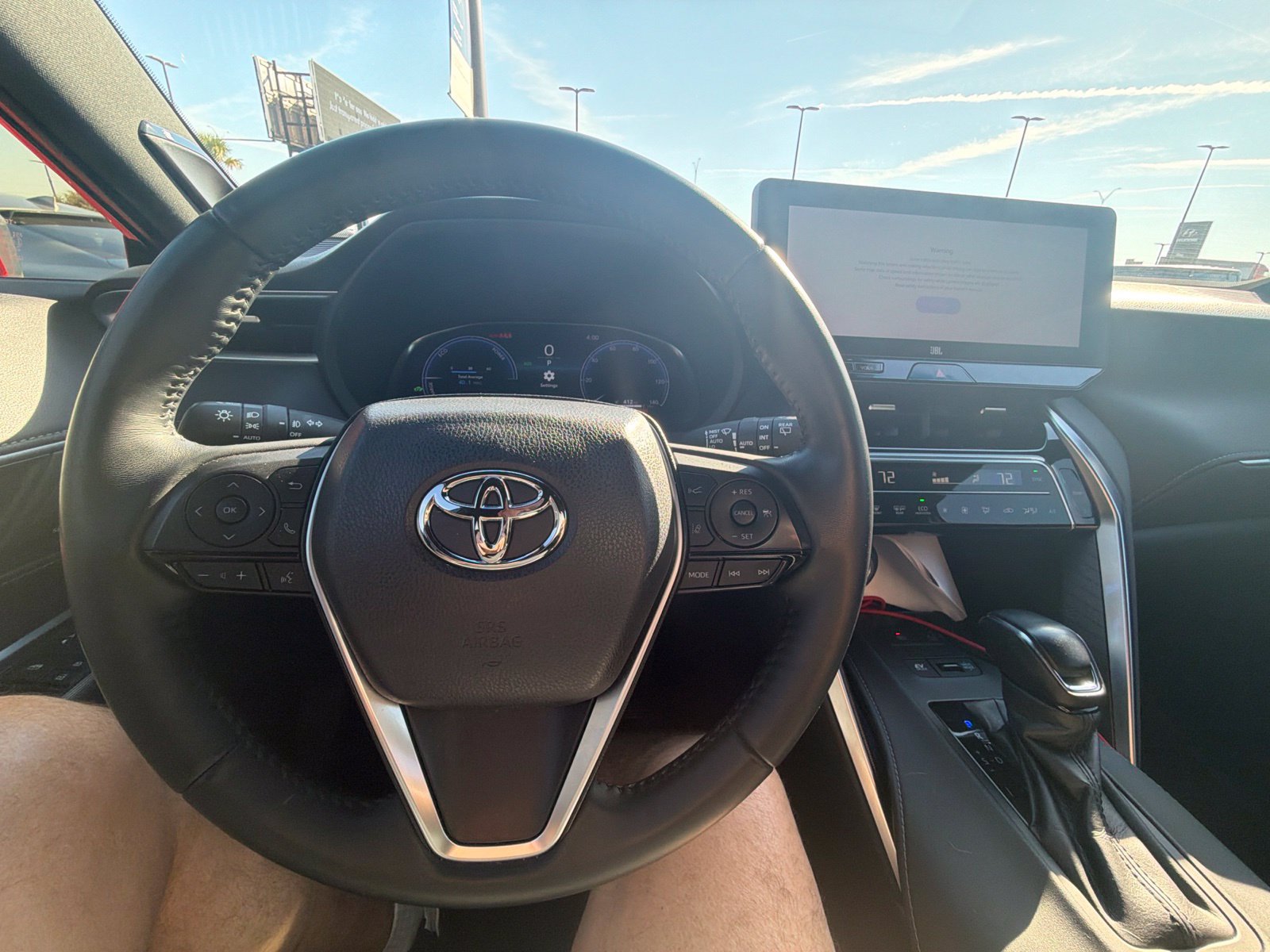 Used 2024 Toyota Venza Limited AWD/4WD image 15